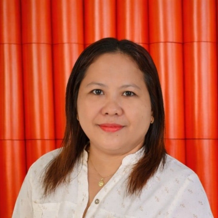 Mary Empeynado, Sales Development Representative at Customized Bubble Mailers